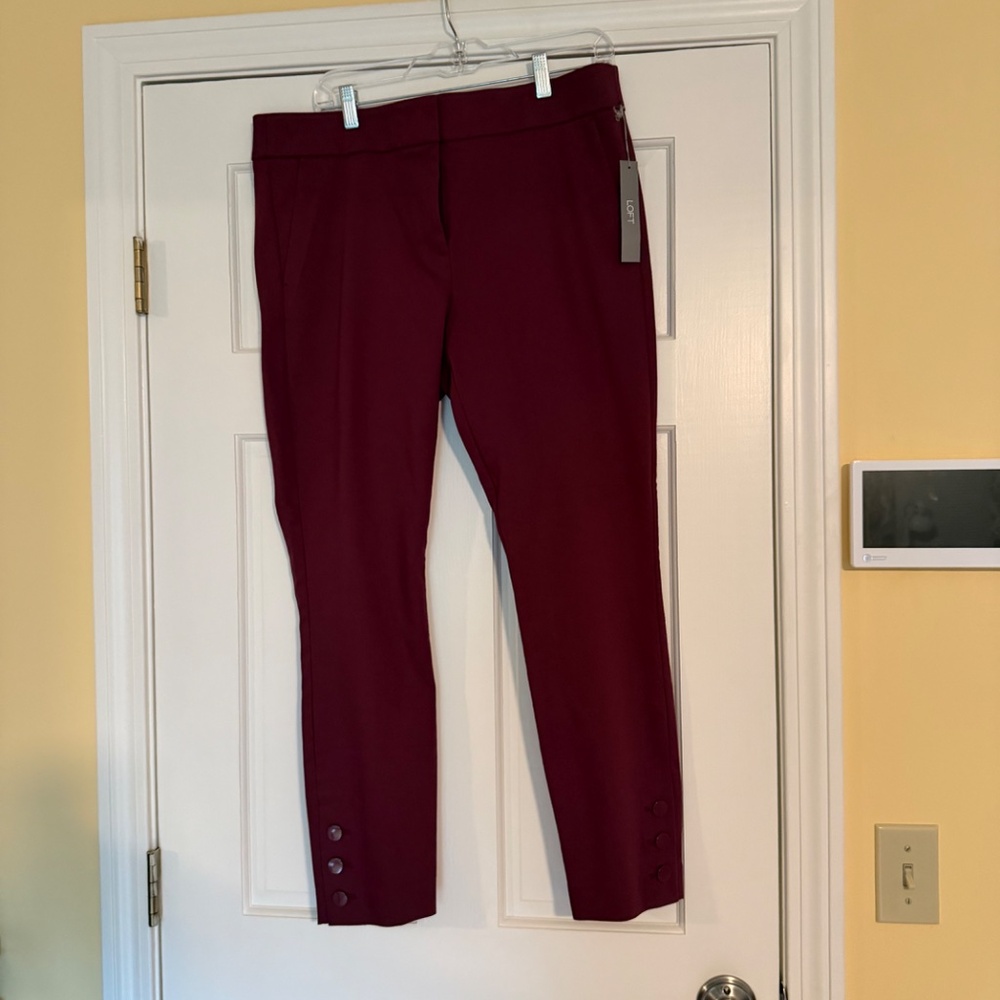 LOFT Skinny pants - Maroon-  Marisa Skinny Ankle length Straight through the hip